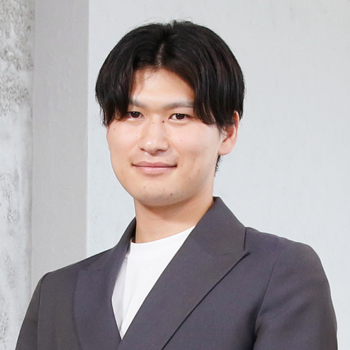 國吉 輝