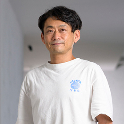 川地 哲史